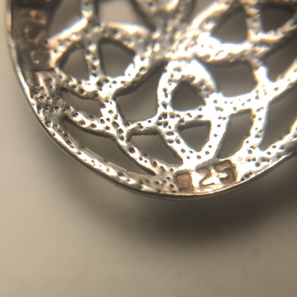 Keltic knot 17”-18”‎ sterling silver necklace - Picture 6 of 6